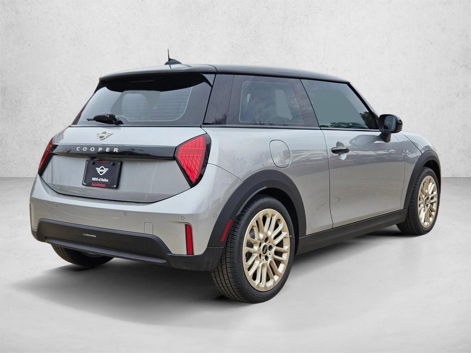mini hardtop 2 door 2026 WMW13GD02T2Y09990 image mini hardtop 2 door 2026 WMW13GD02T2Y09990 image